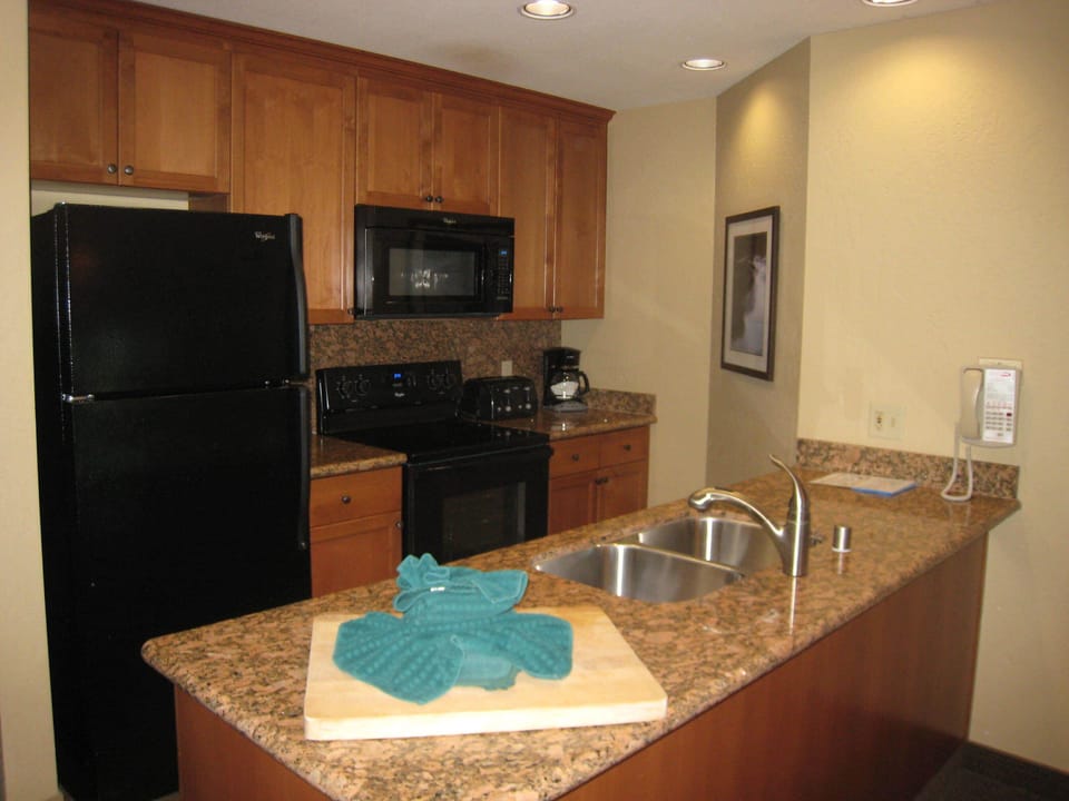 Fully equipped kitchen