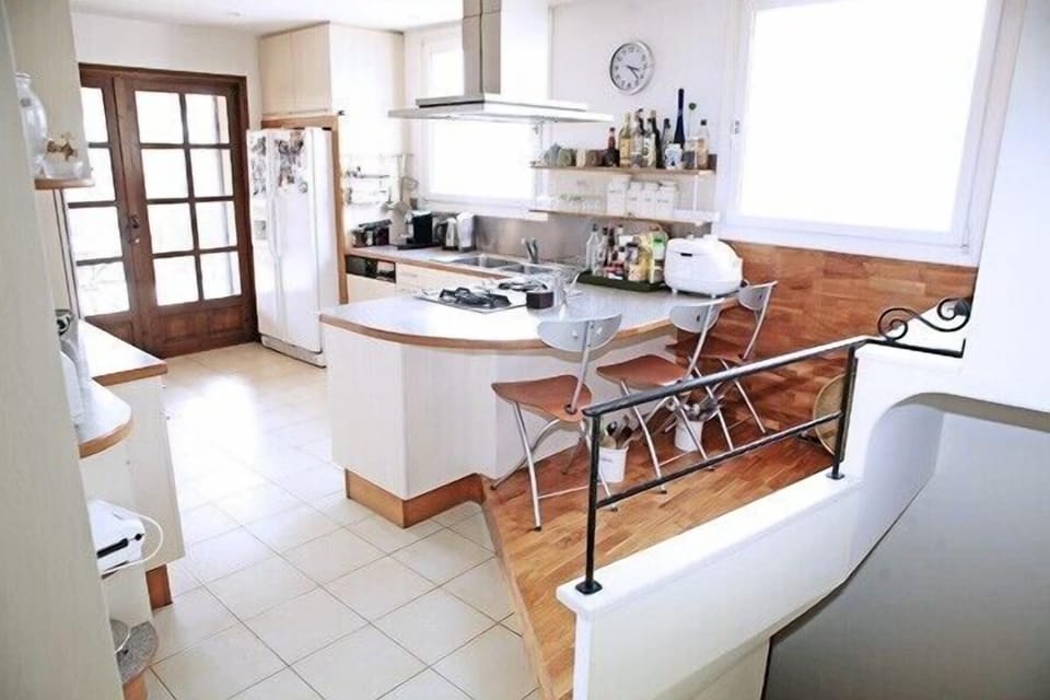 KITCHEN 1