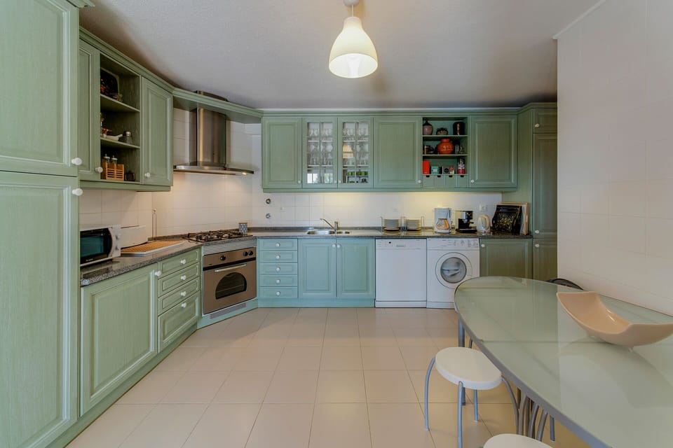 Kitchen very large and sunny, with a door to the exterior terrace