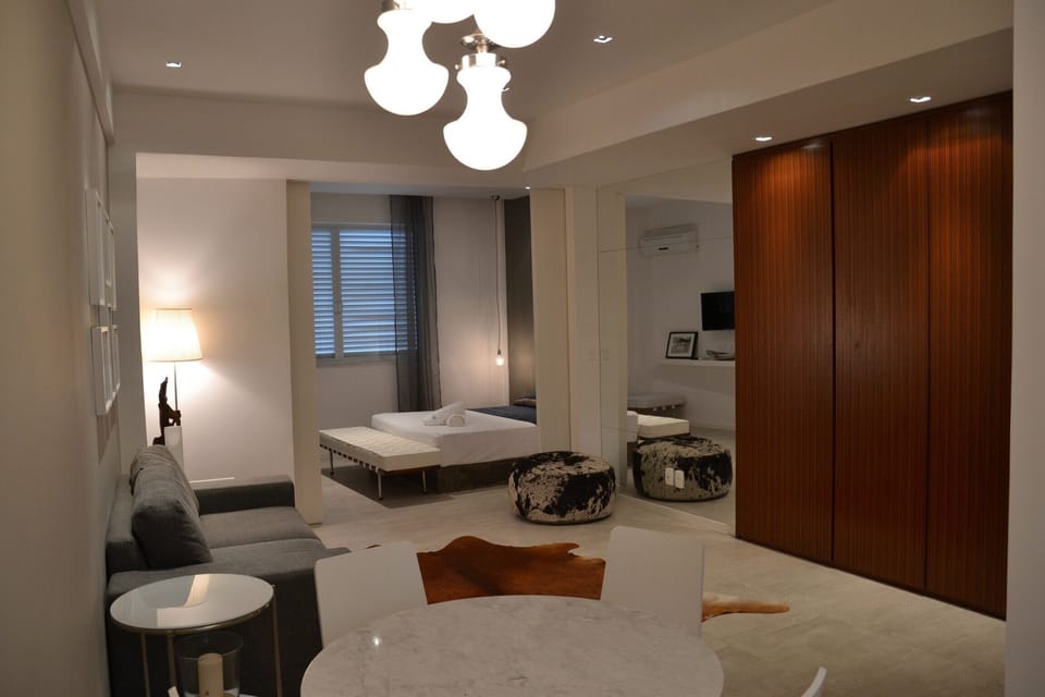 Living room 4