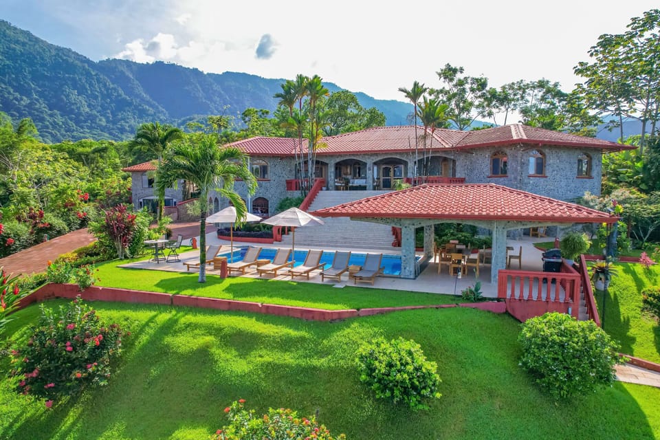 Topanga Villa (2)