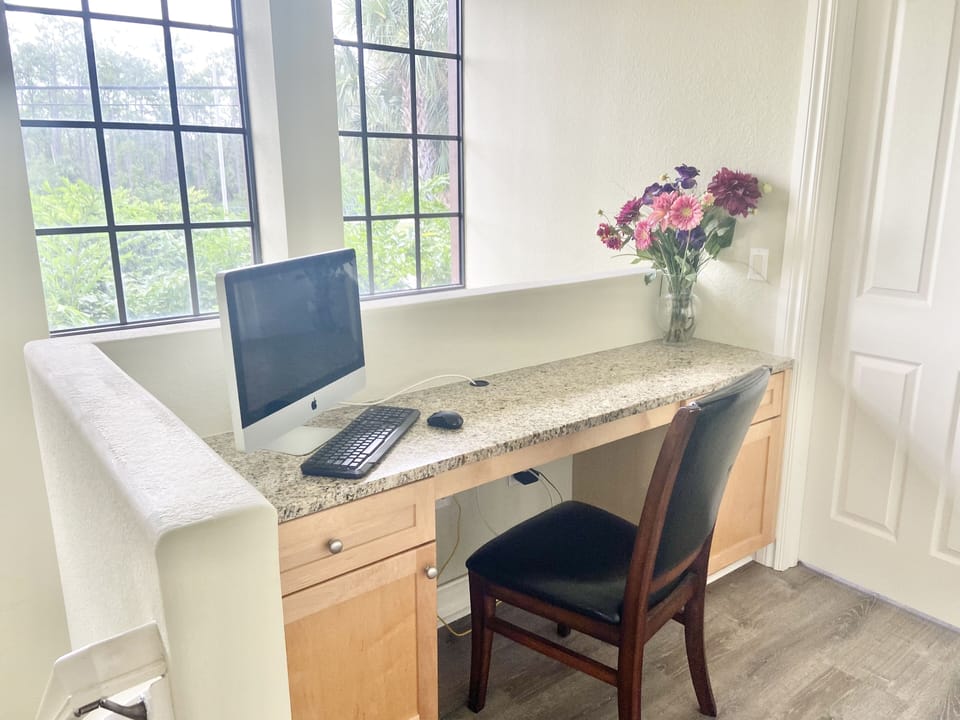 Computer /Office space
