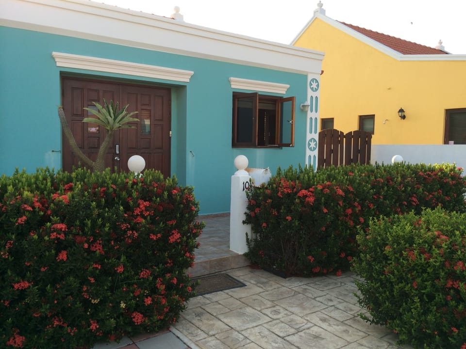 The front view of the Canuku House