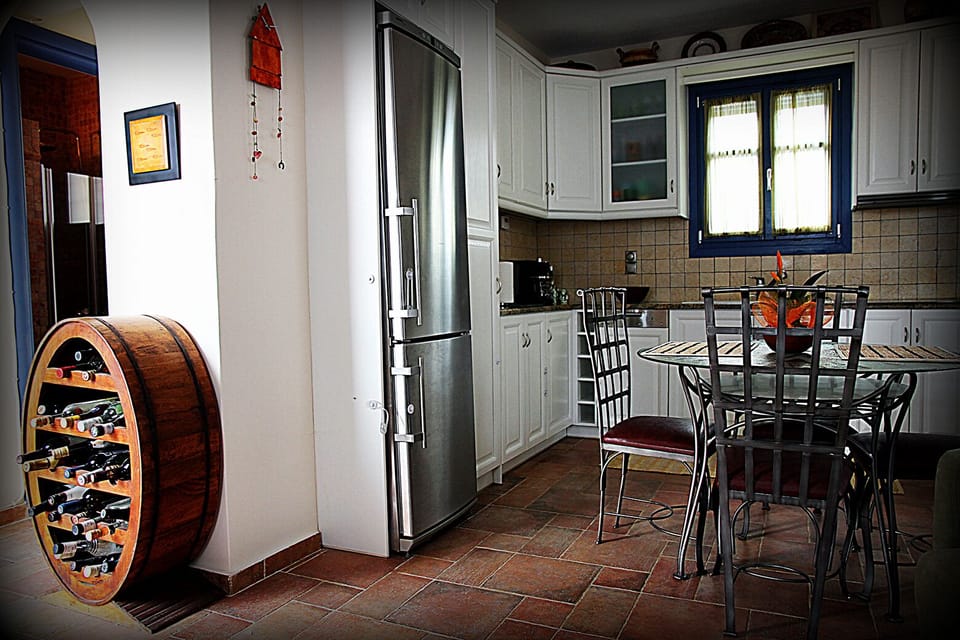 Hallway and part of the kitchen