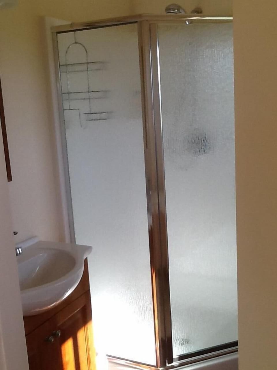 New shower and sink