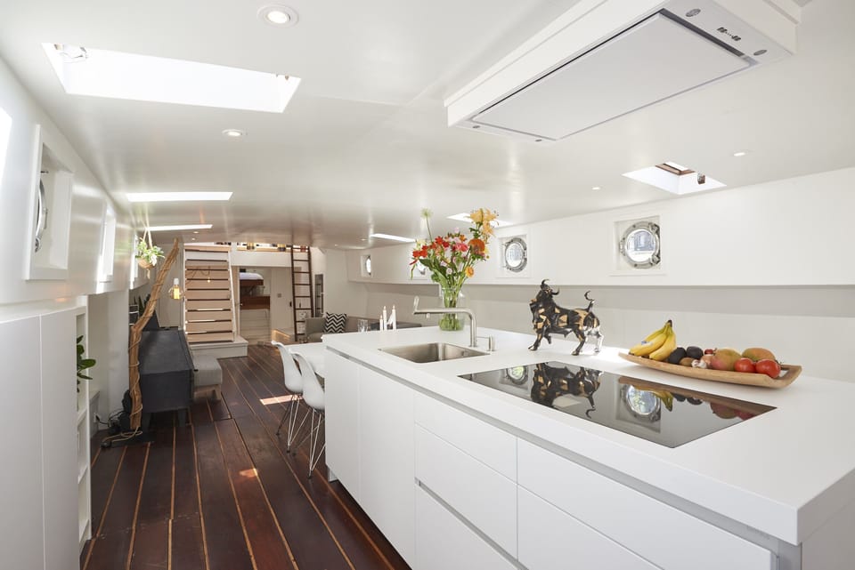 Kitchen & Living room