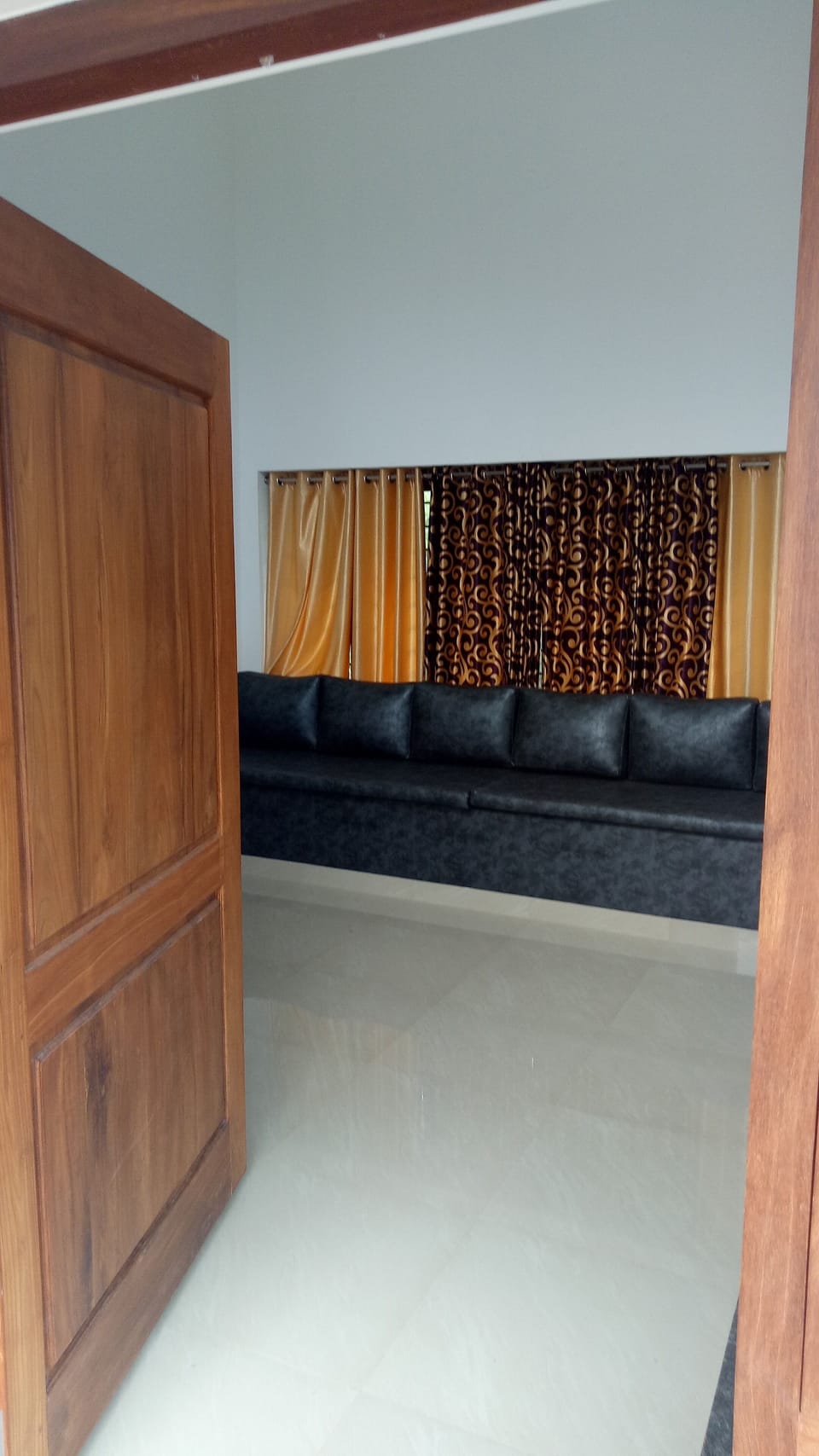 Upper Living Space 