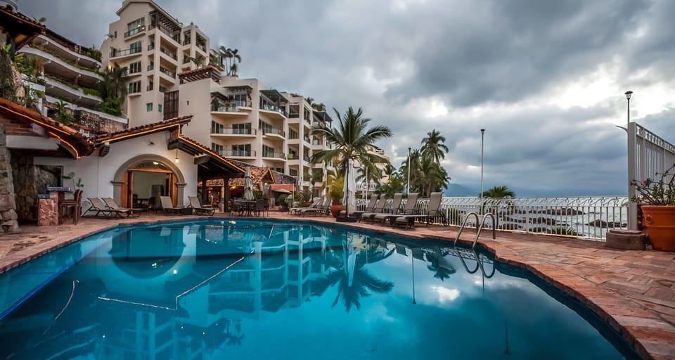 Private pool