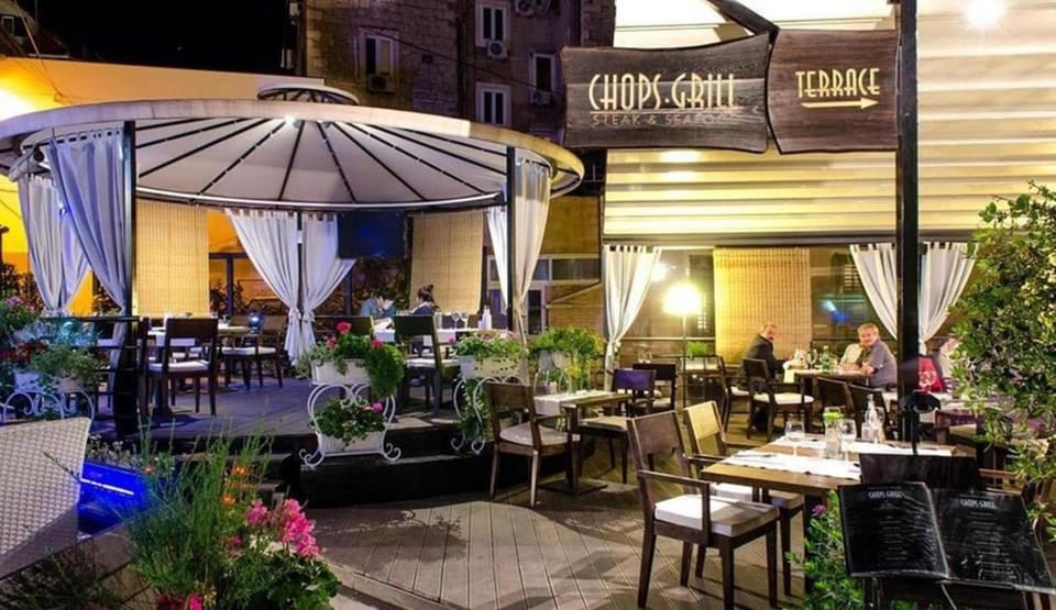 Restaurants in the old town