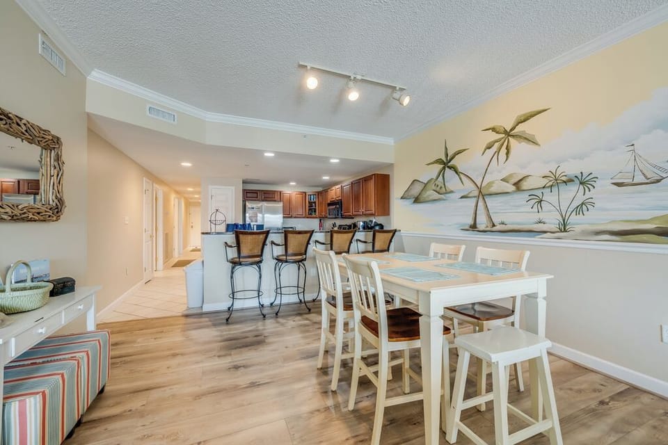 The perfect Open Floor Plan to spend time with Family & Friends.