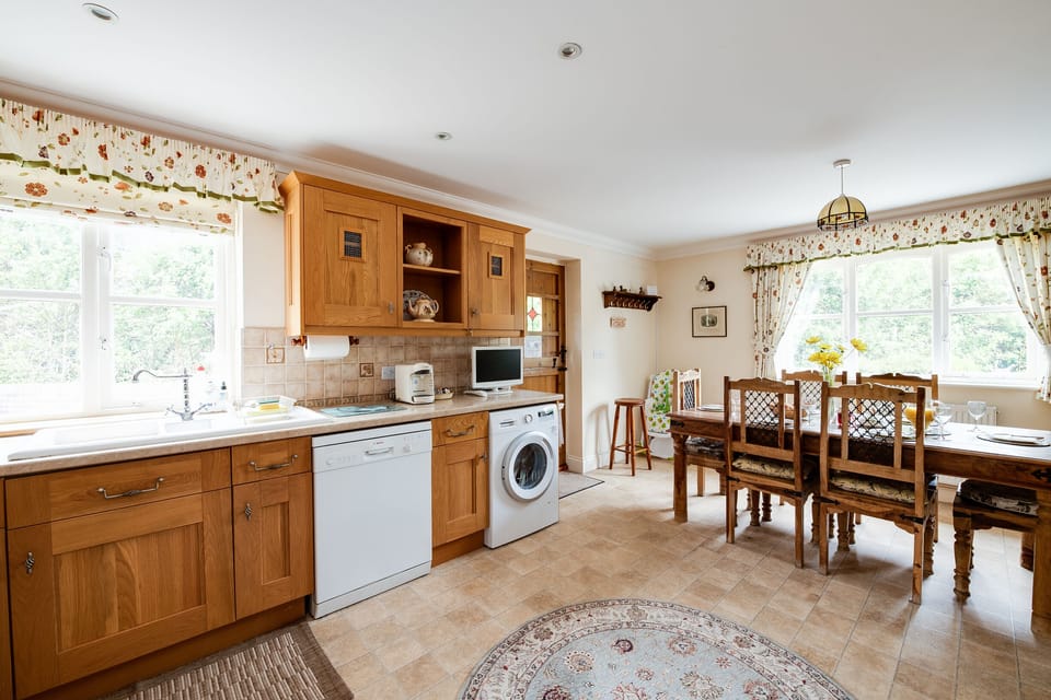 Kitchen/dining area