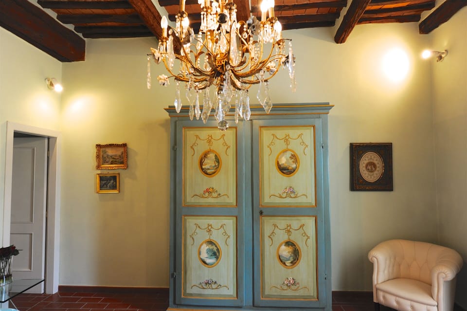 Master bedroom detail
