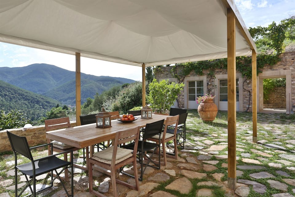 Balcony / Terrace / Patio