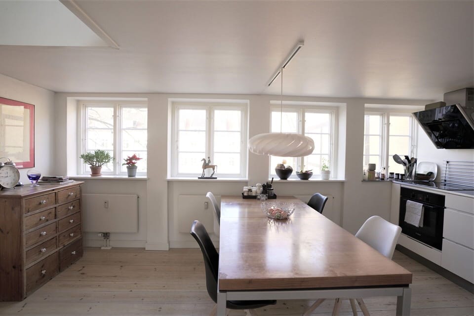 Dining Room, Kitchen