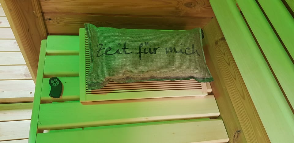 Paradise, peace, dog welcome. House is at ground level. Fenced in  House in Carinthia, Austria