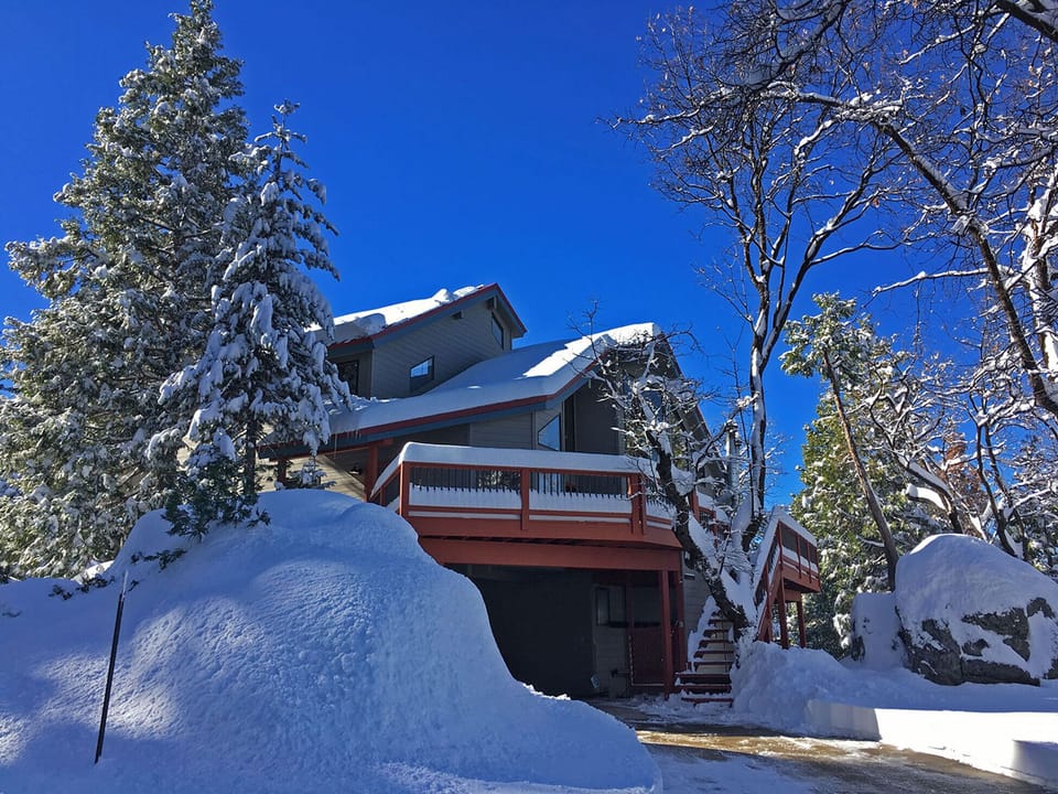 The Peregrine Lodge