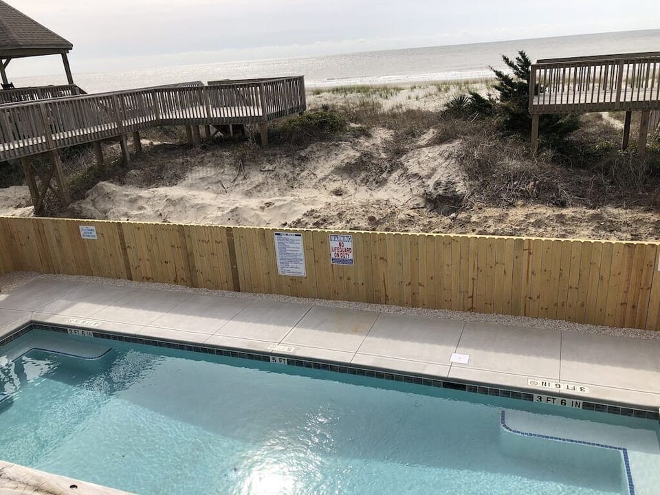 PLENTY OF ROOM FOR EVERYONE IN THE LARGEST OCEANFRONT POOL ON OIB