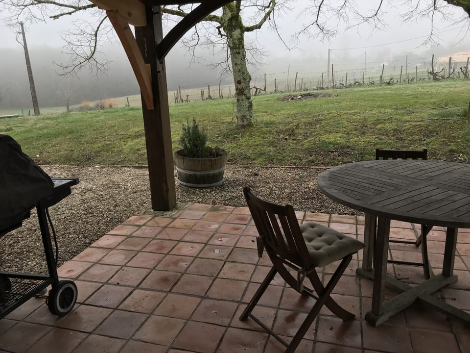 Fully enclosed heated swimming pool with magnificent district views 