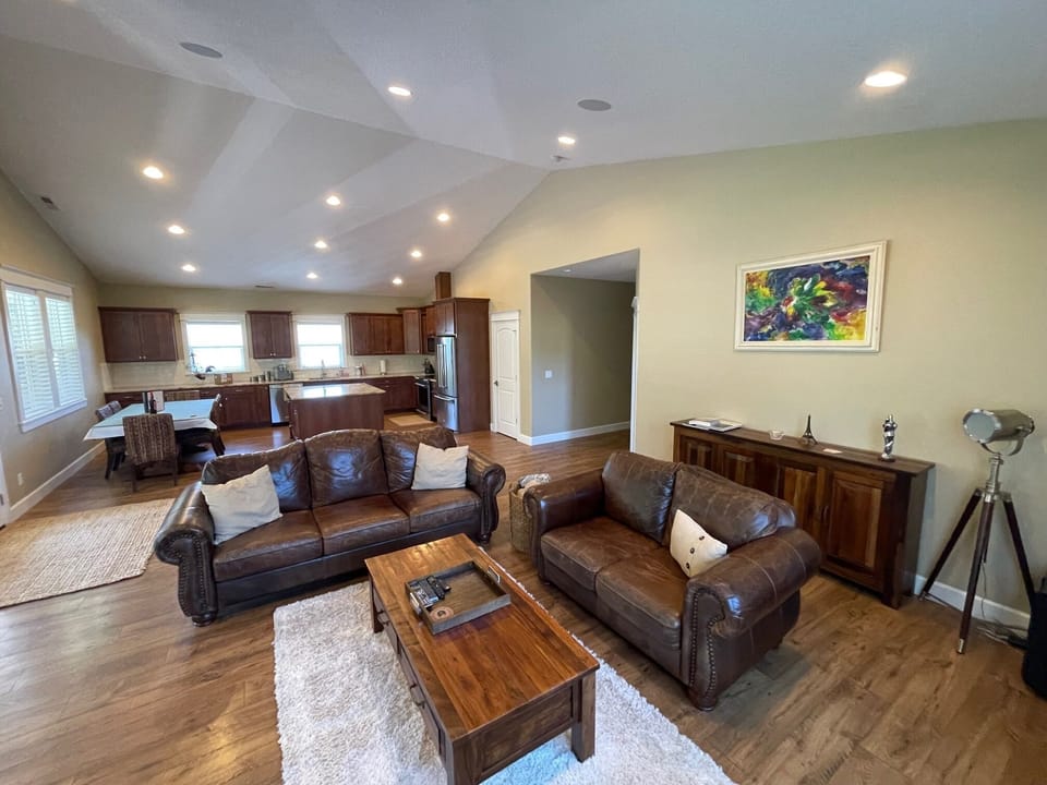 Living room/kitchen