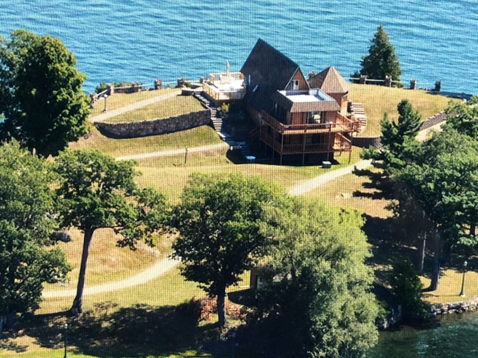 Imagine the Beautiful Sunrises & Sunsets on the St. Lawrence River.