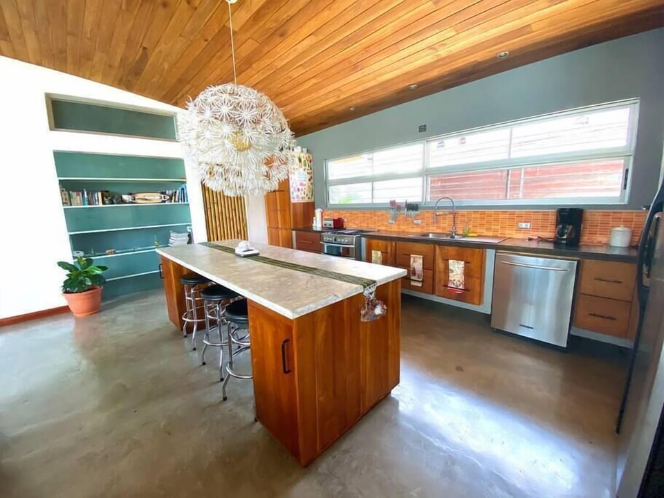 Kitchen (3)