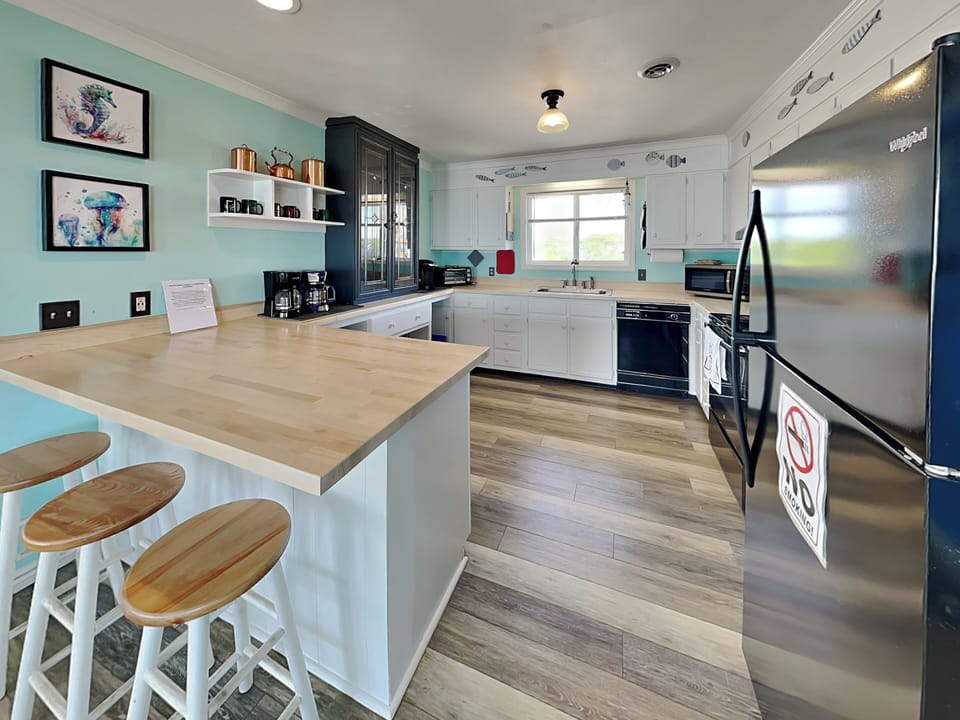 Full Size Kitchen