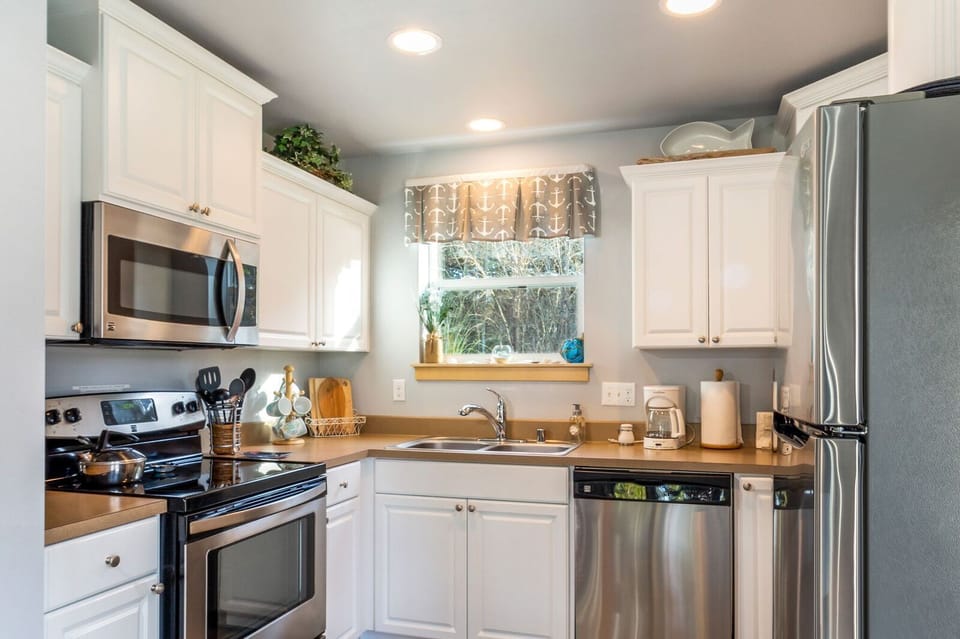 Fully stocked kitchen.
