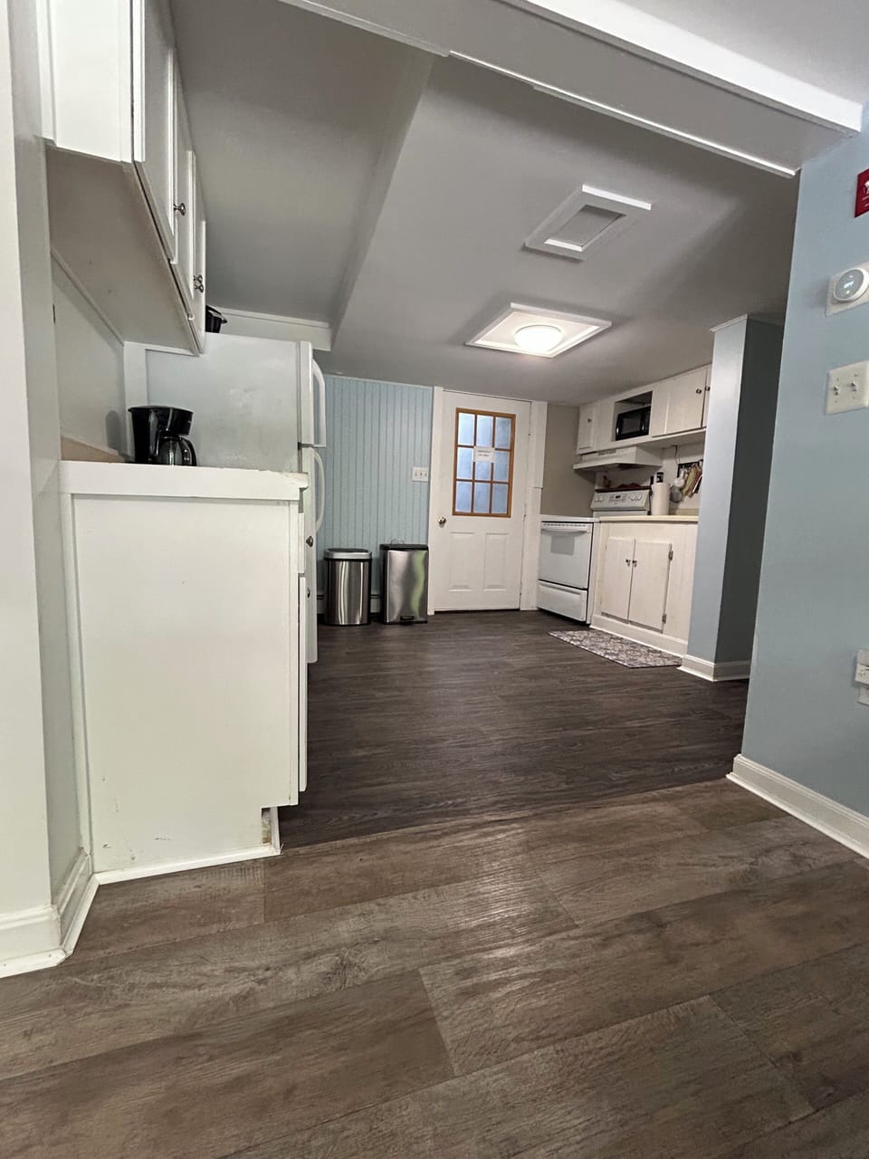 Full kitchen