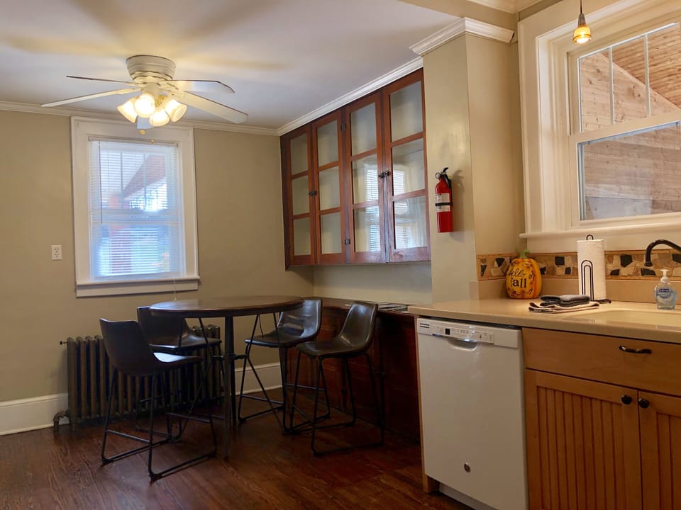 Breakfast Nook