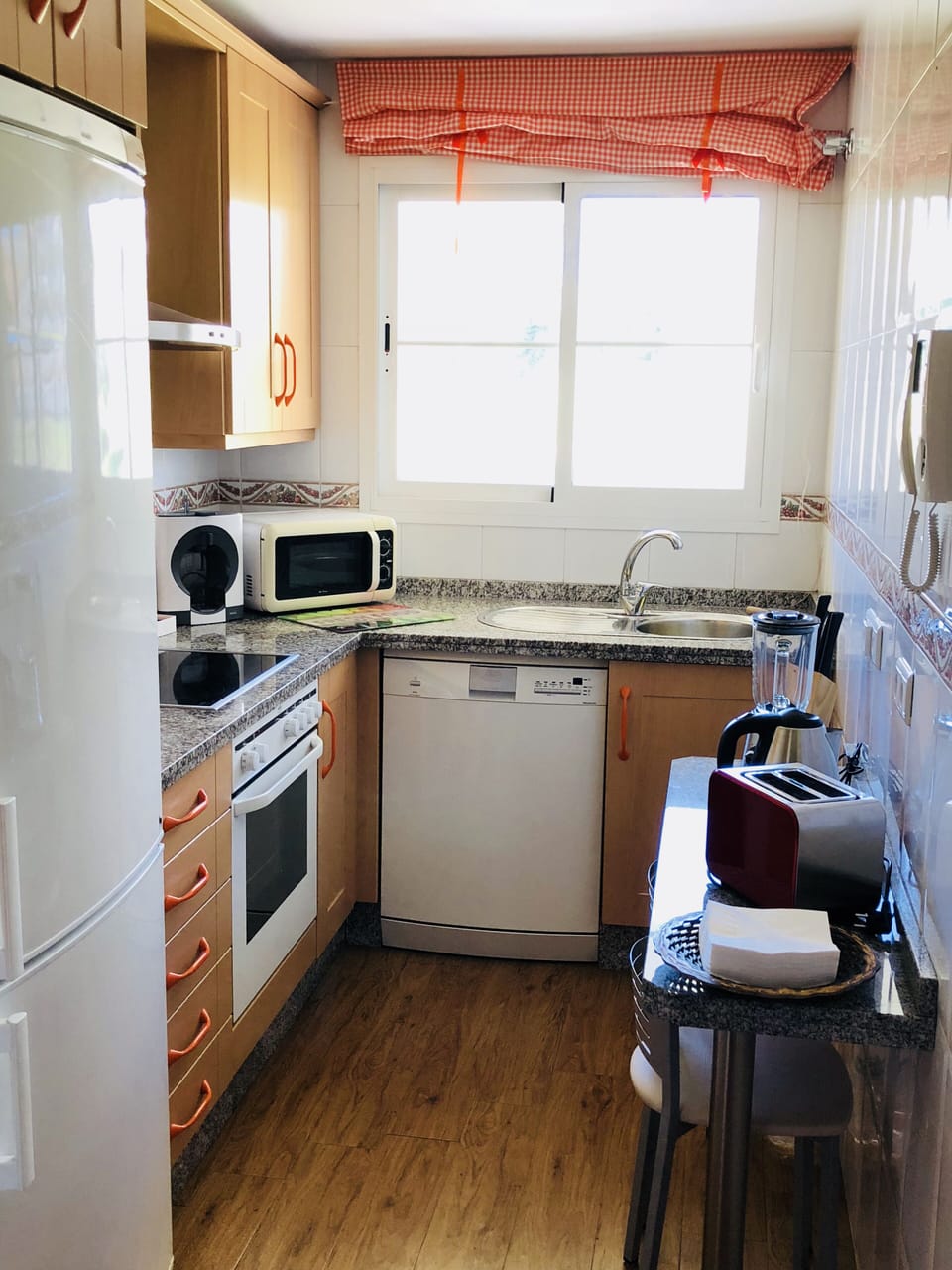 La cocina/kitchen