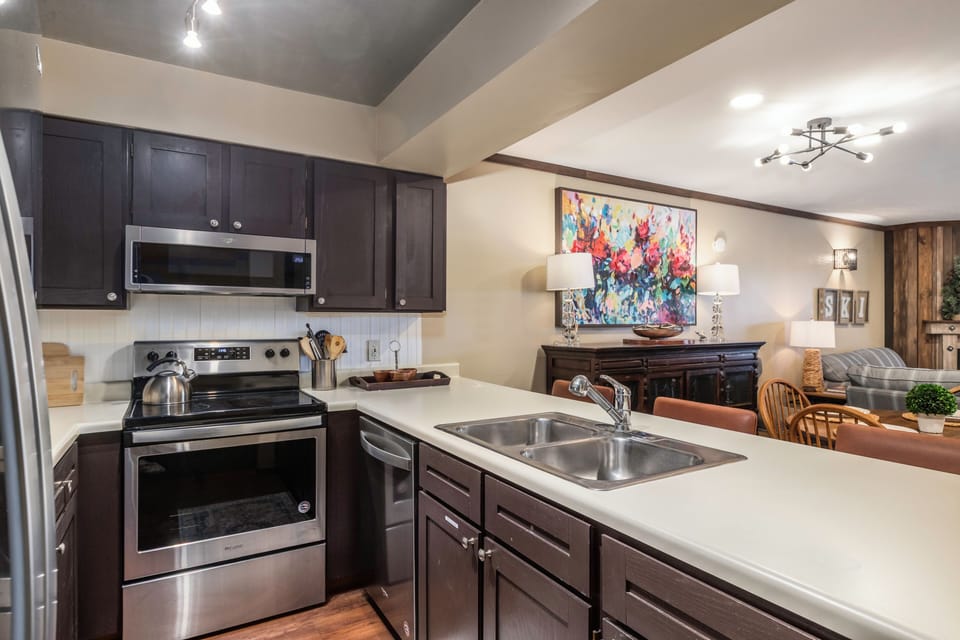 Fully Equipped Kitchen with Stainless Steel Appliances