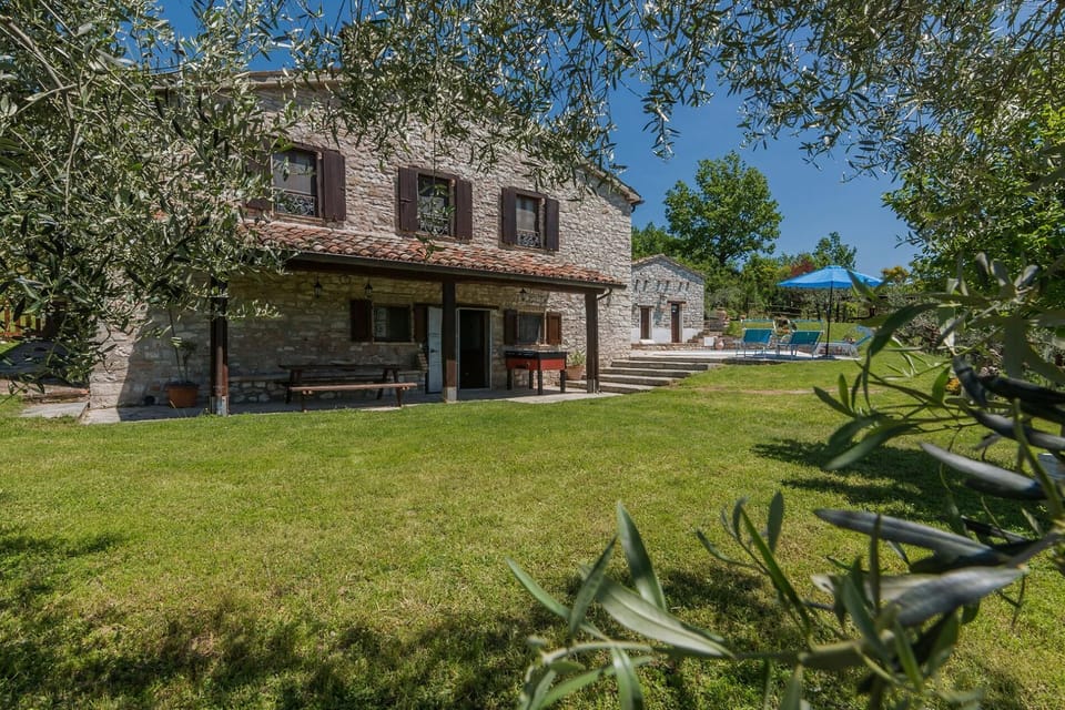 Villa Colombaia 10 (8306)