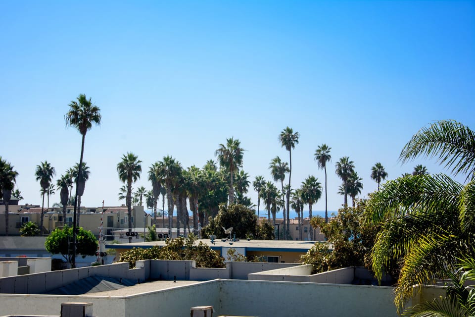 Ocean View From Deck - Only 300 Yards Away From The Shore!