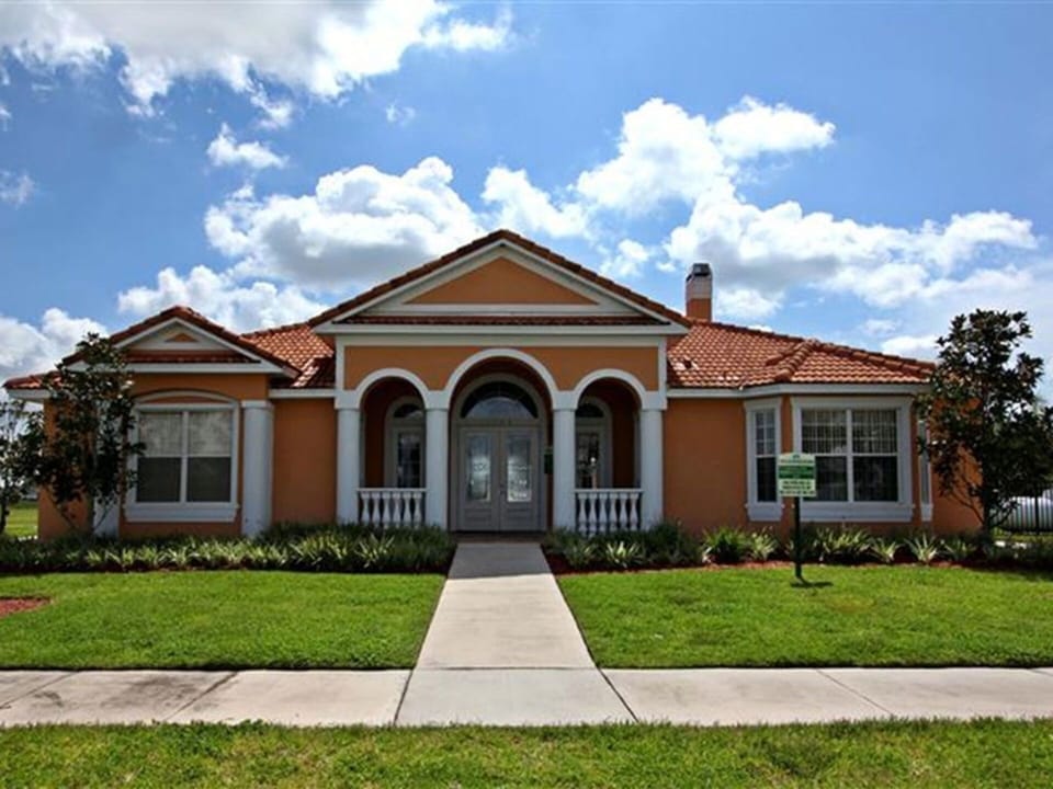 Community Clubhouse Front  Entrance 