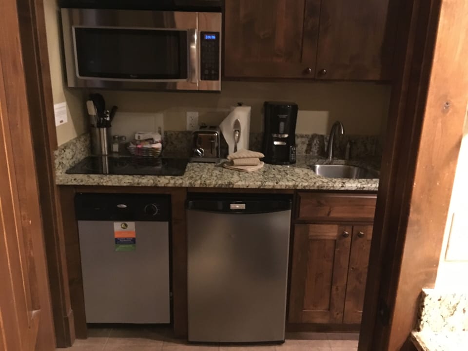 B unit kitchen 
well supplied