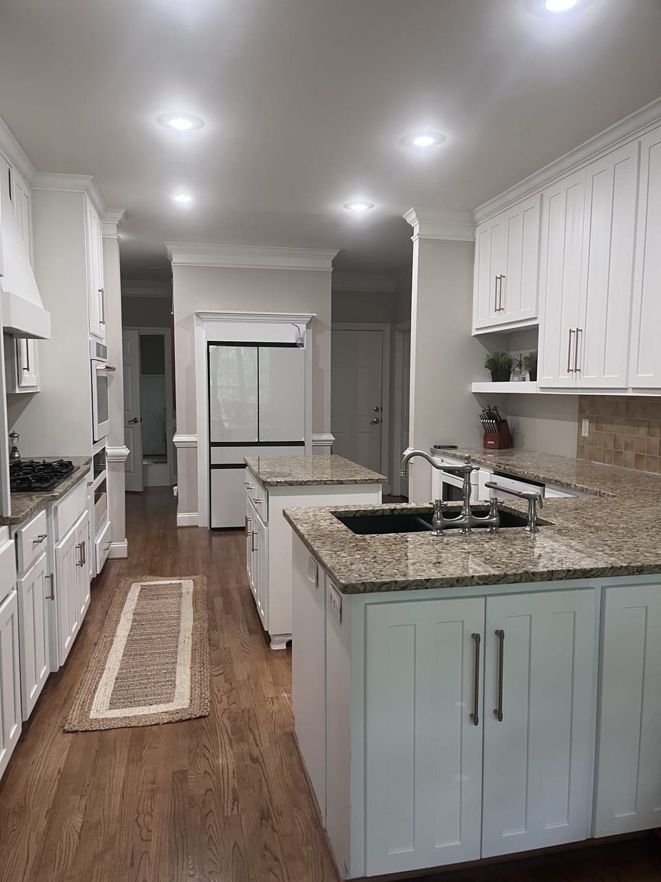 Modern kitchen fully equipped 