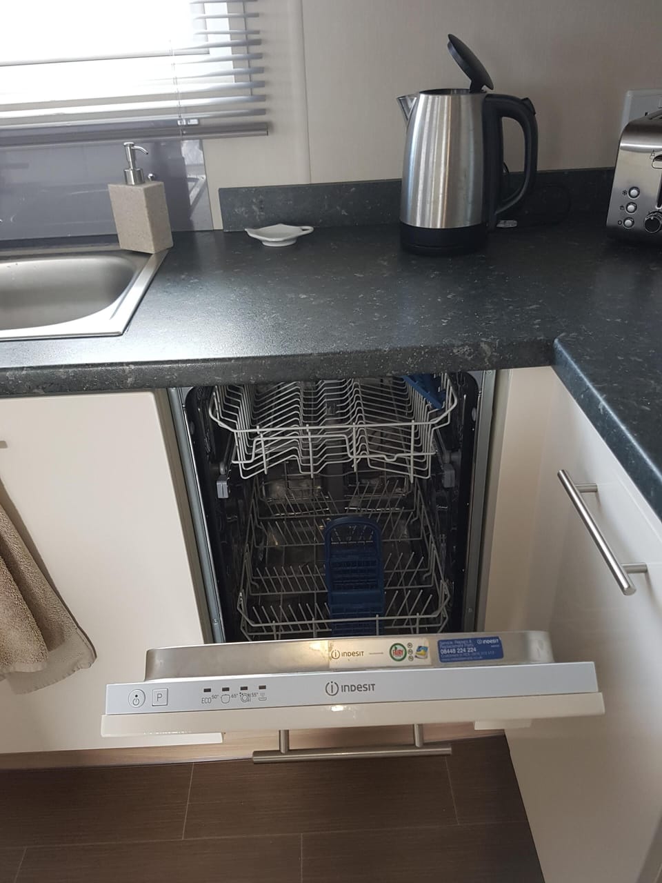 slimline dishwasher