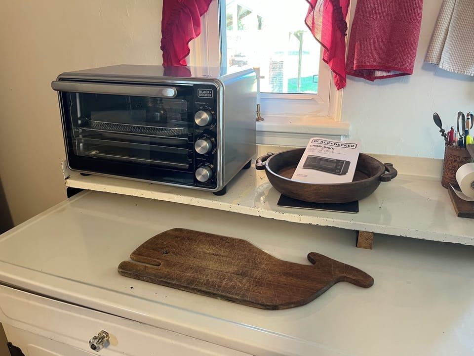 New Air fry/toaster oven (6 slice) recently added.
