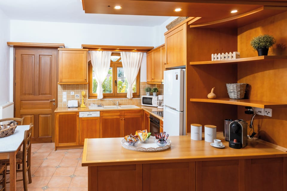 The Bridge House - Fully equipped kitchen