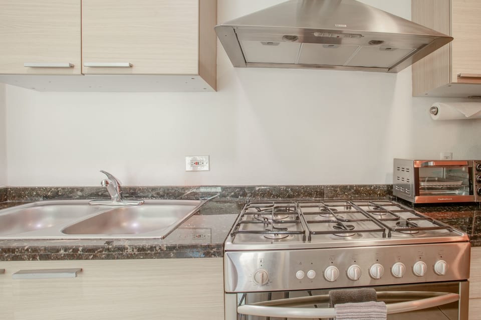 Condo - Image 9