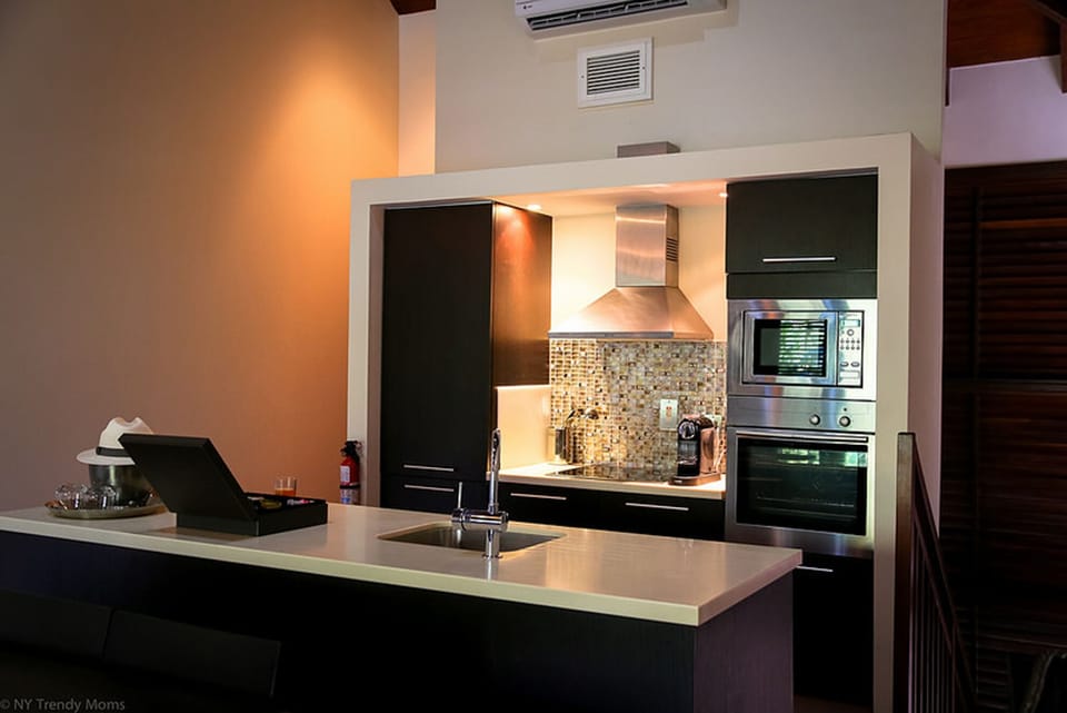 The fully equipped stylish kitchen