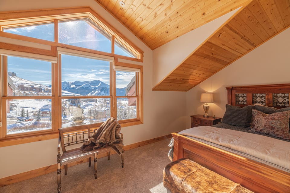 Second master king  bedroom 