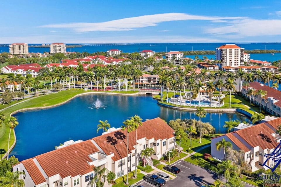 Aerial of Vista Verde and Surrounding Area