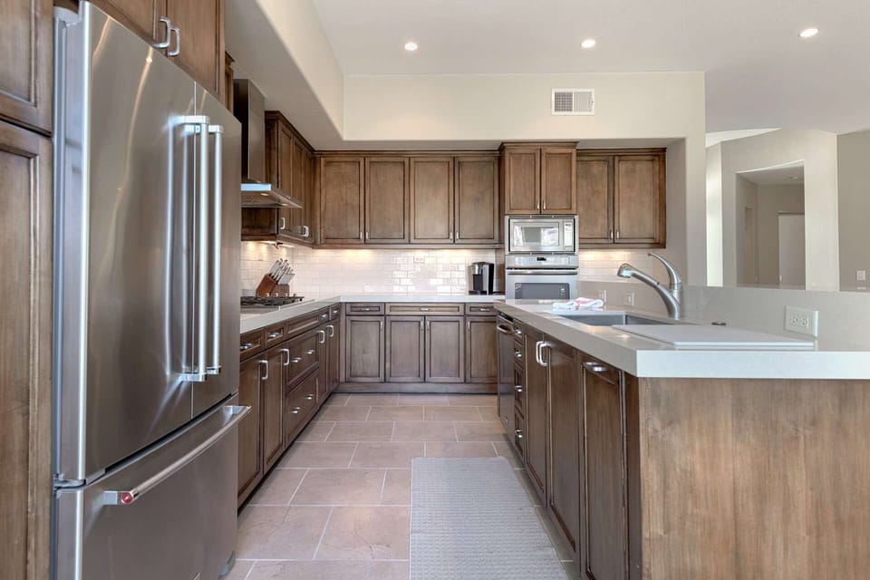 Updated Kitchen with New Appliances