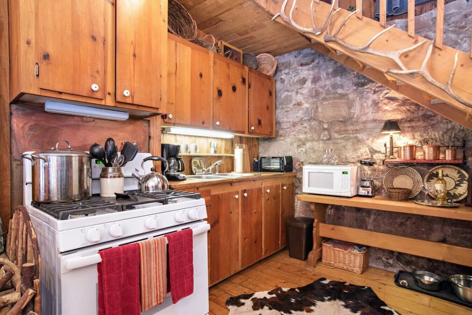 Fully equipped kitchen
