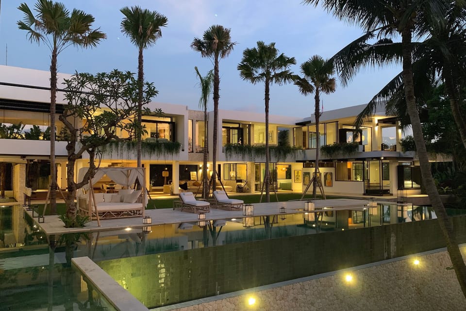 Villa Sapta Bayu by night.