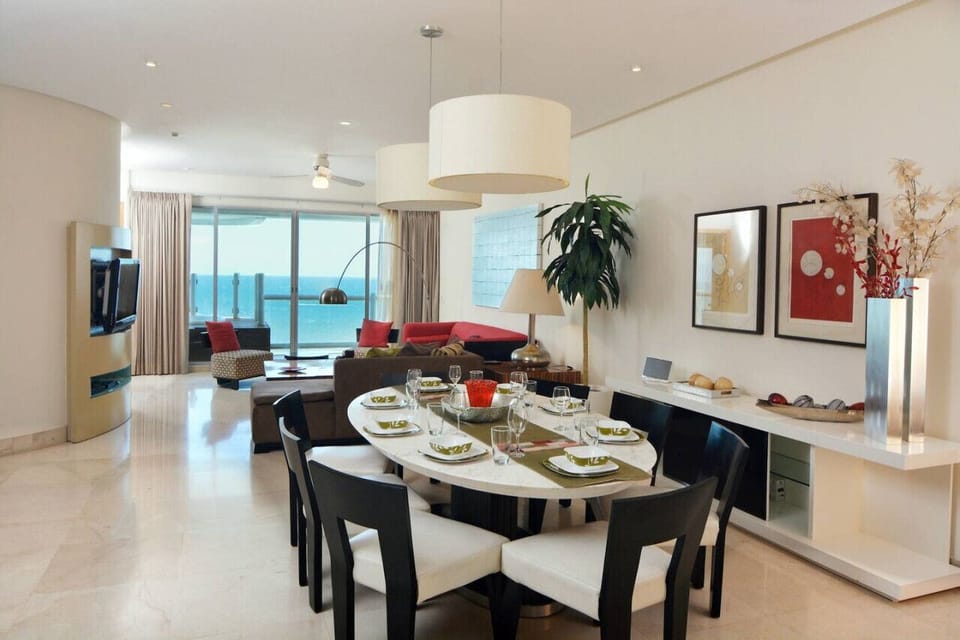 Dining room with ocean view