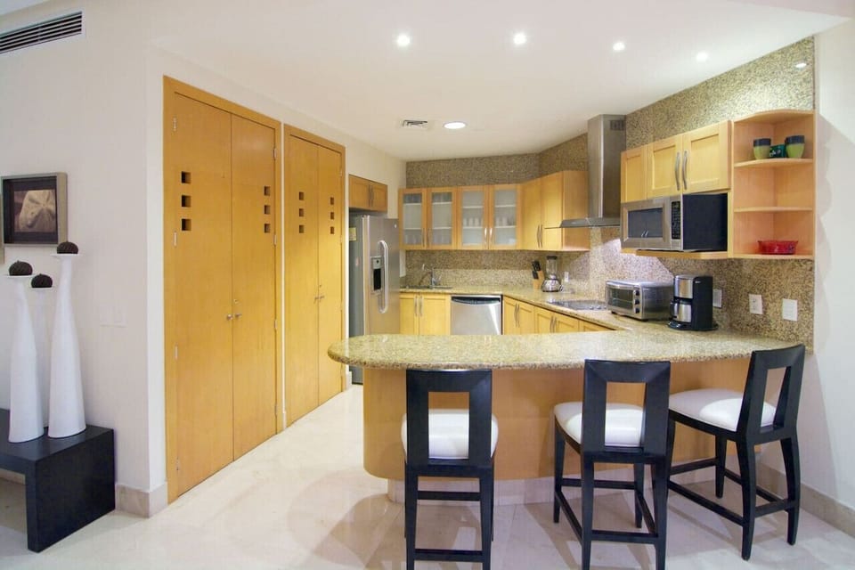 Fully equipped kitchen