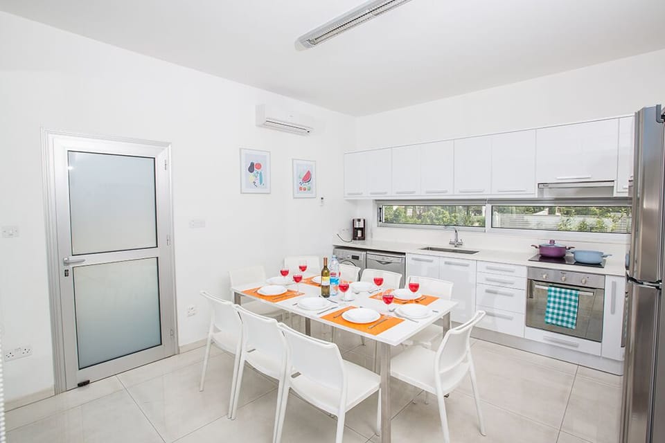 Kitchen equipped with all appliances