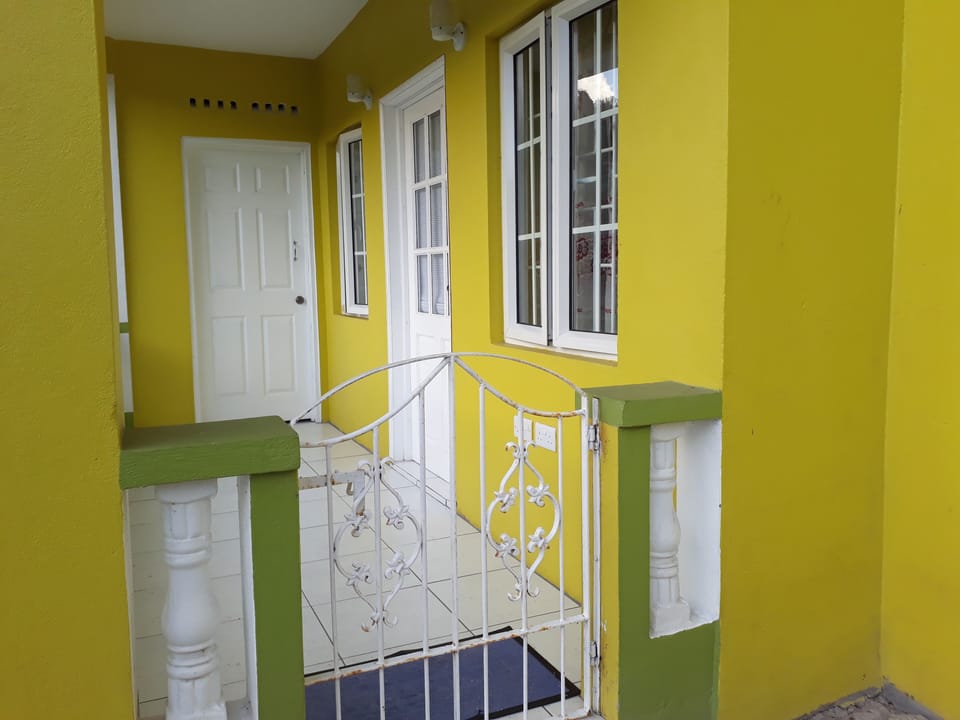 Exterior Entry
